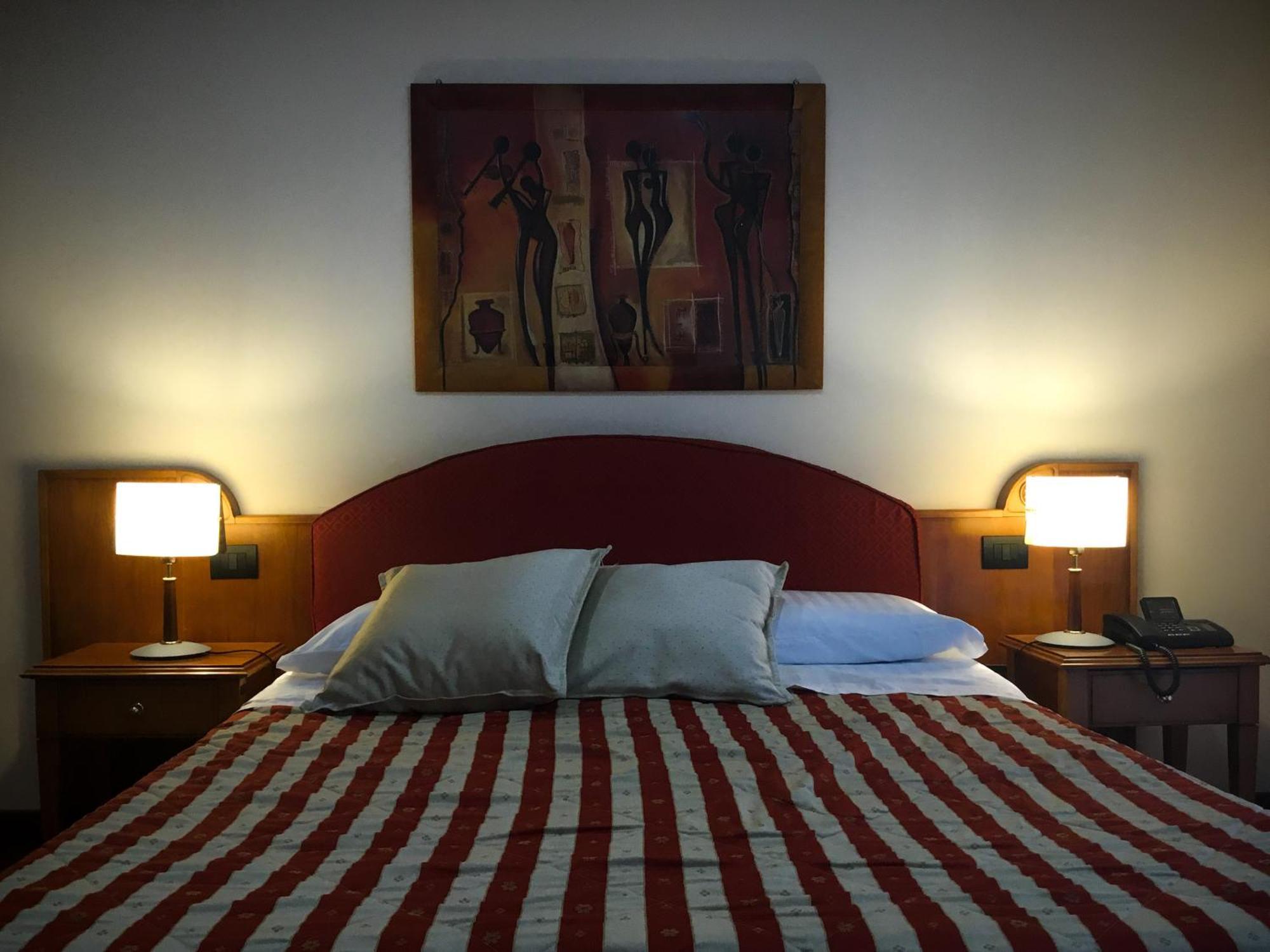 Erania Hotel Sala Consilina Bagian luar foto